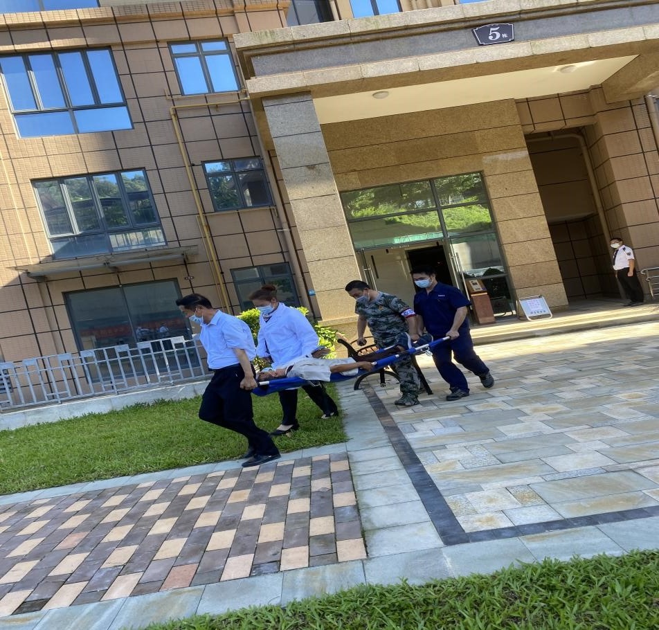 物業(yè)專題：消防演習(xí)進(jìn)小區(qū)，共筑心中“防火墻”